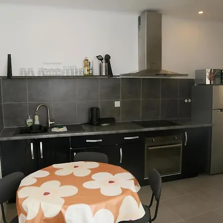 Apartment Superbe T1 Proche Du Lac, Confort